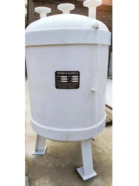 聚丙烯儲罐(立式)